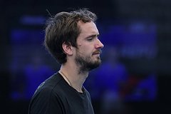 Read more about the article Медведев проиграл Джоковичу в финале US Open