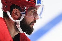 Read more about the article Кучеров возглавил гонку бомбардиров сезона НХЛ