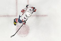 Read more about the article Овечкин продлил безголевую серию в НХЛ