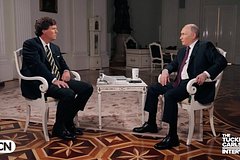 Read more about the article В США указали на тактическую уверенность Путина в интервью Карлсону